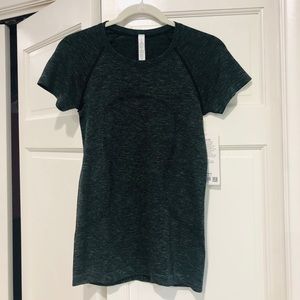 Lululemon Swiftly SS - Rare Color Combo